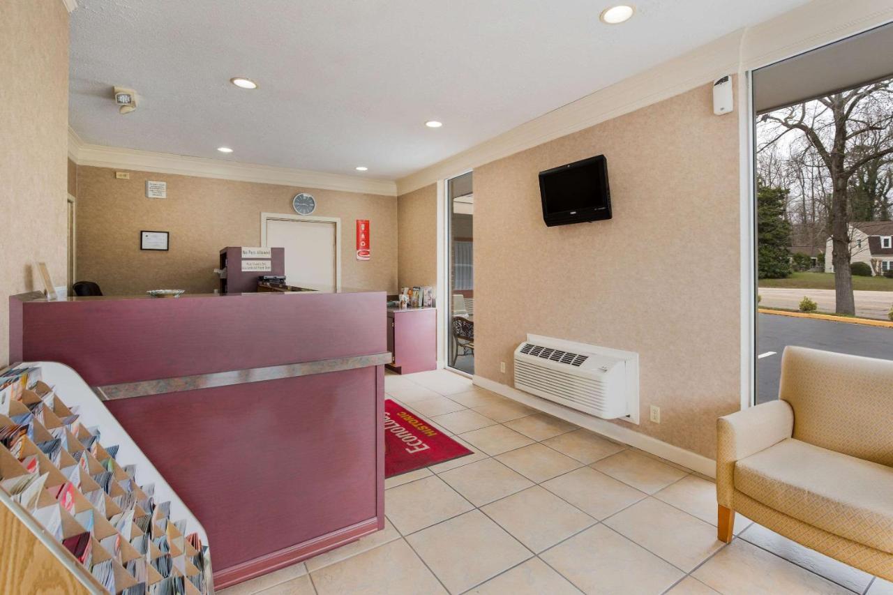 Econo Lodge Historic Area Williamsburg Extérieur photo