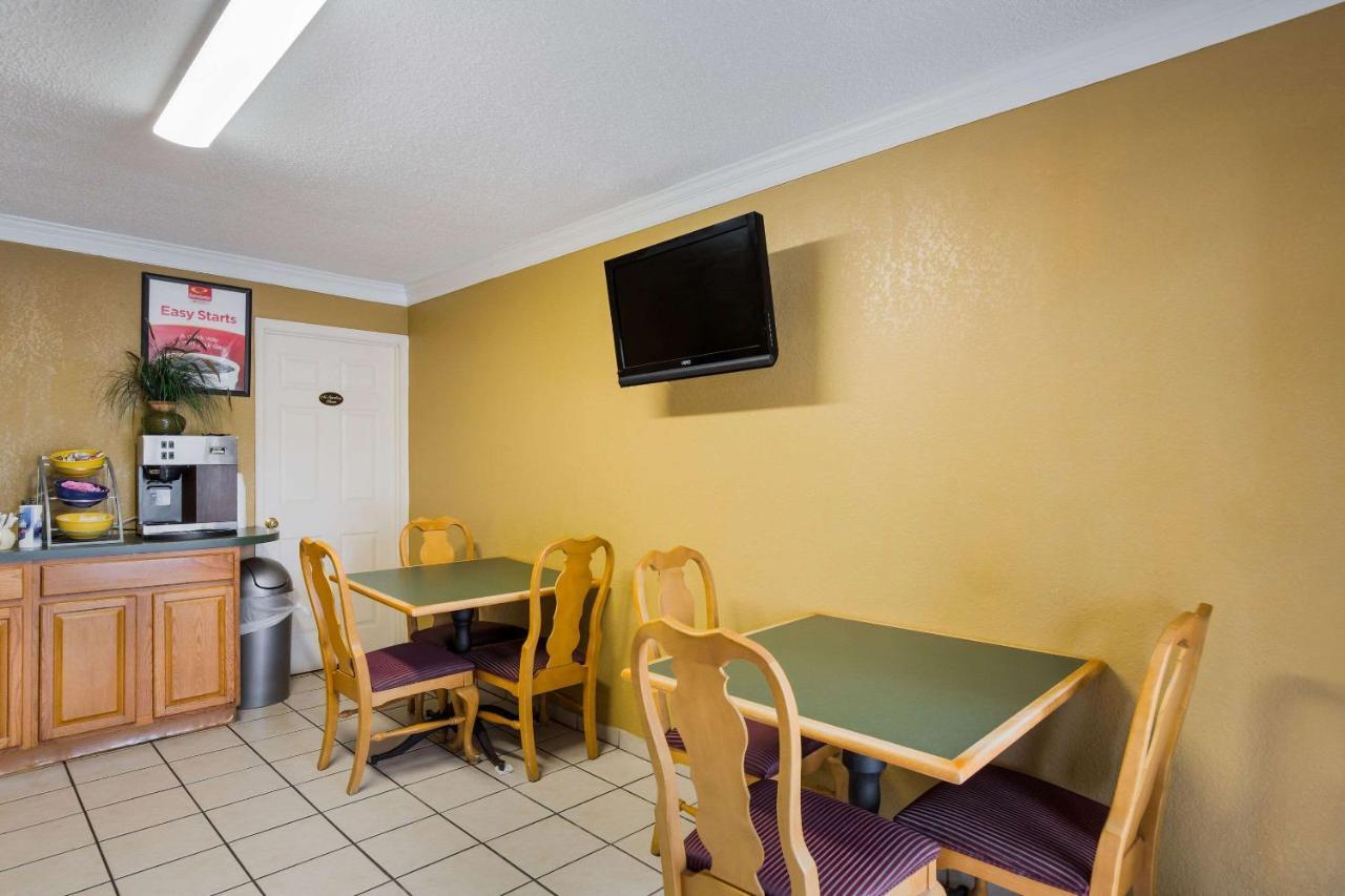 Econo Lodge Historic Area Williamsburg Extérieur photo