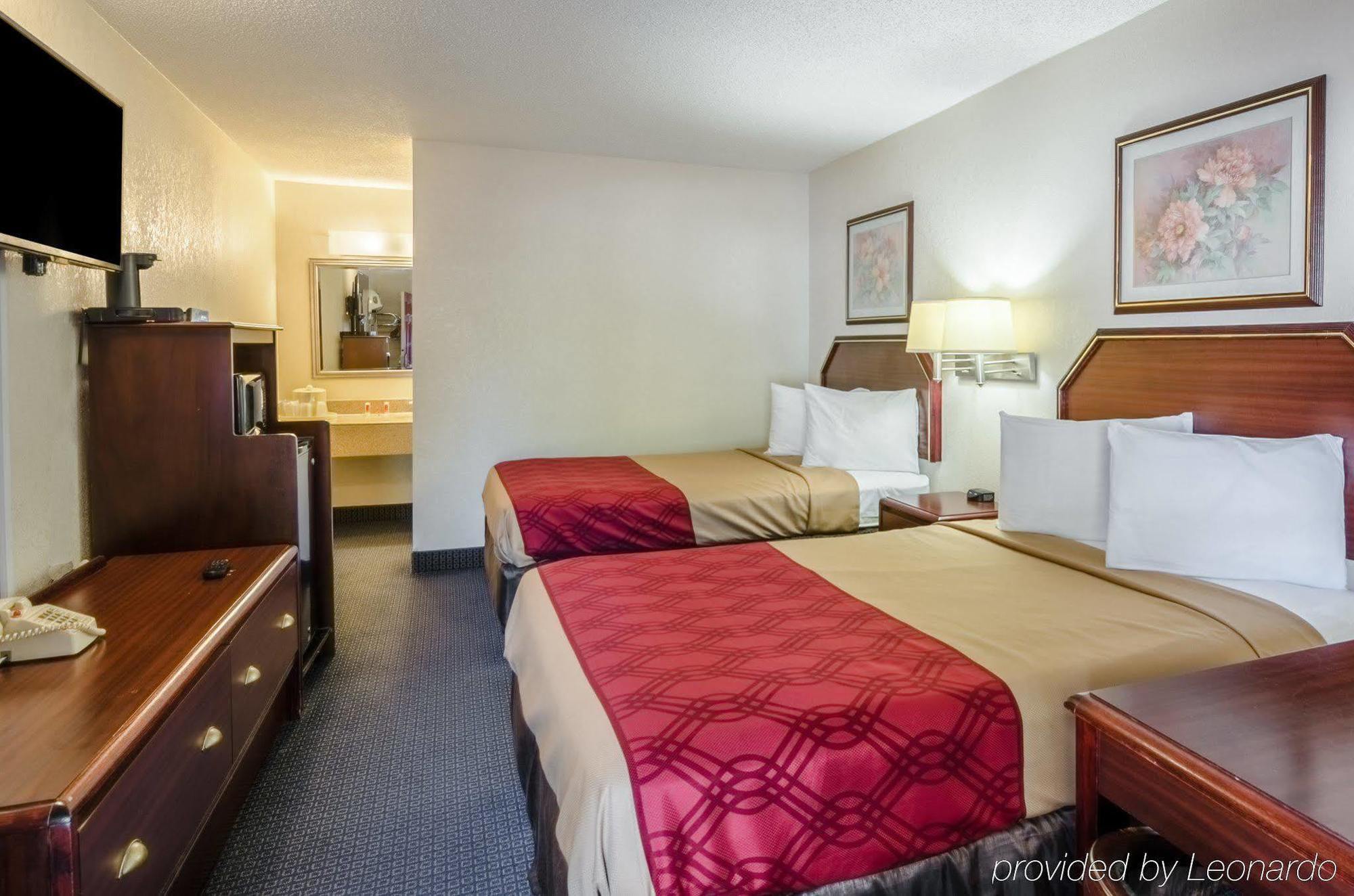Econo Lodge Historic Area Williamsburg Extérieur photo