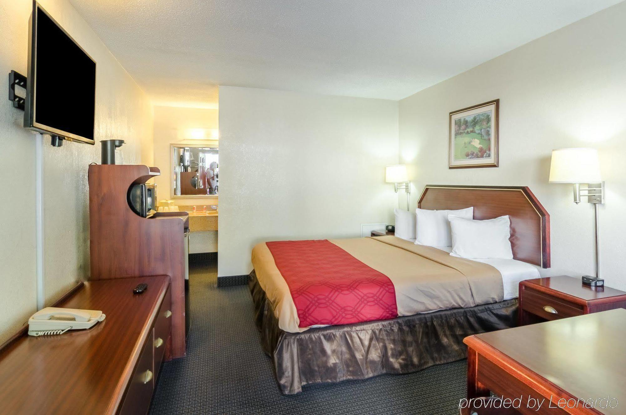 Econo Lodge Historic Area Williamsburg Extérieur photo