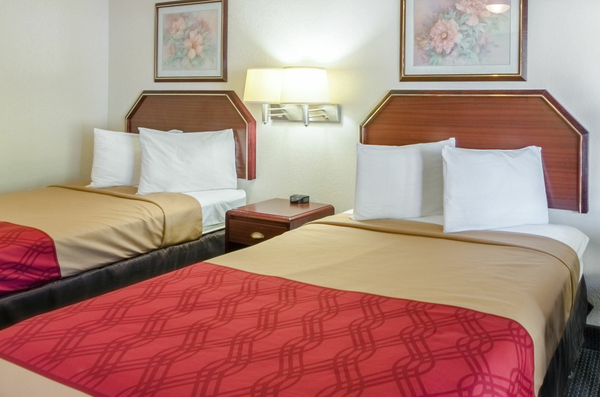 Econo Lodge Historic Area Williamsburg Extérieur photo
